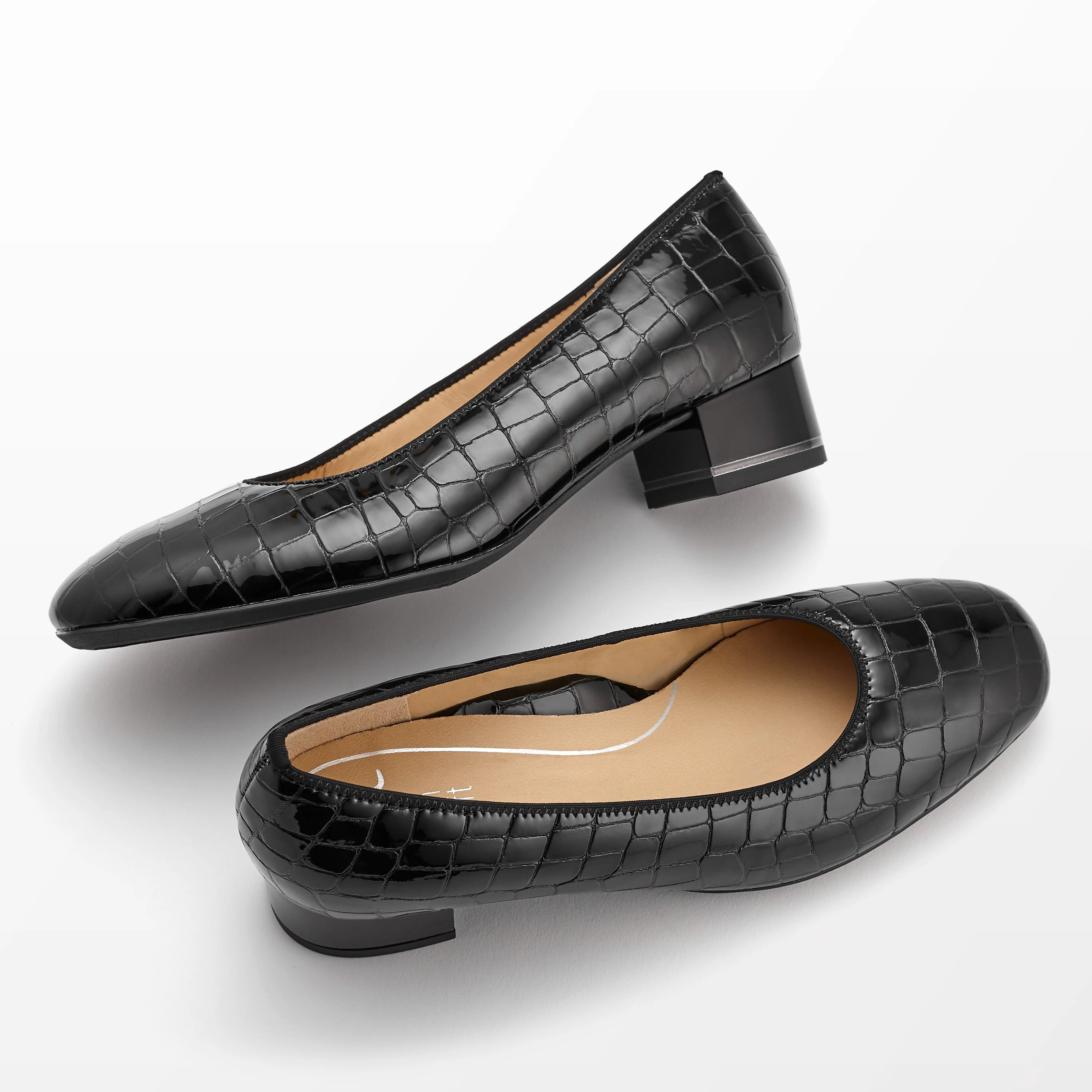11838 Black Croc Patent - Image 3