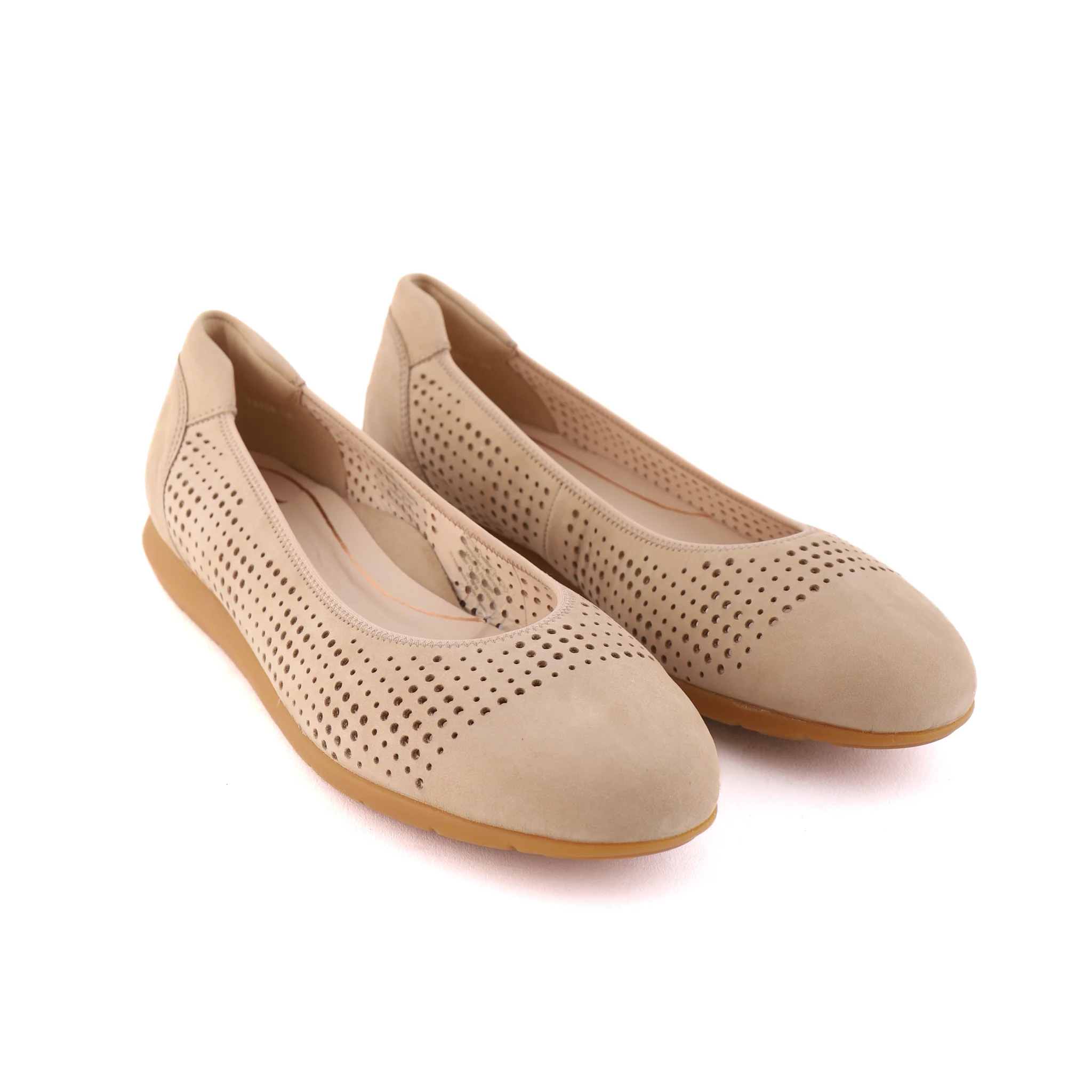 13308 Sand Nubuck - Image 4