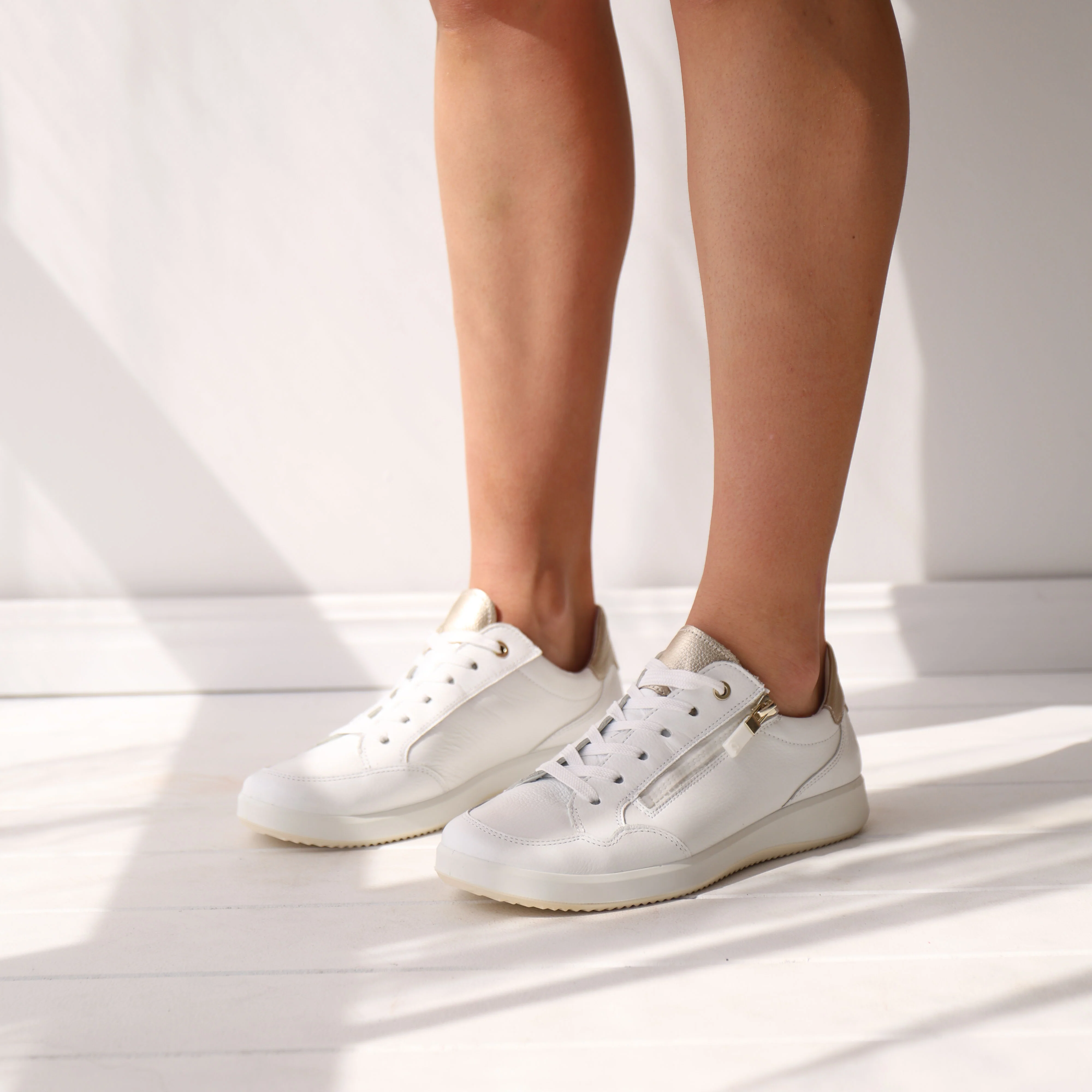 23901 White - Image 2