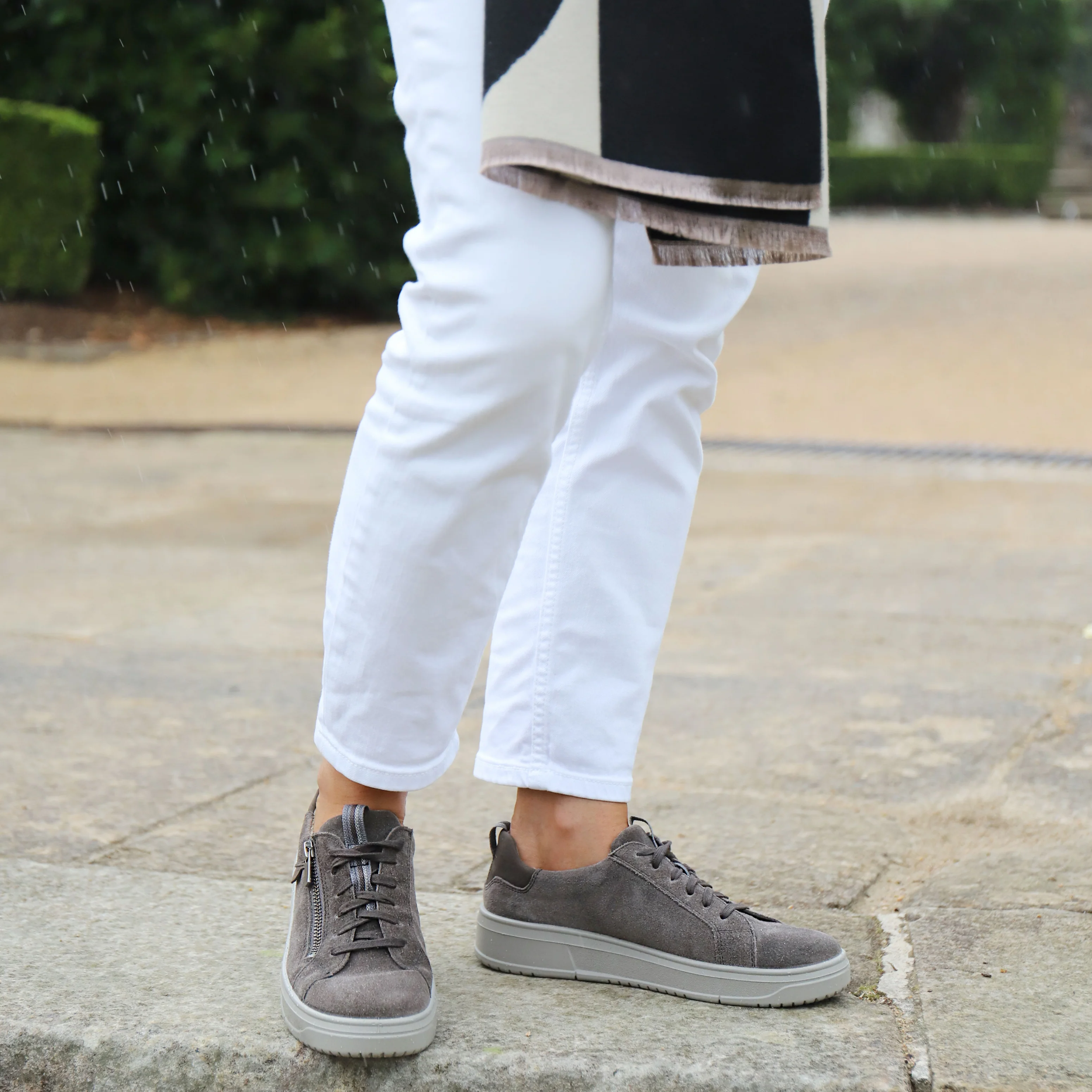 249 Dark Taupe Suede - Image 4