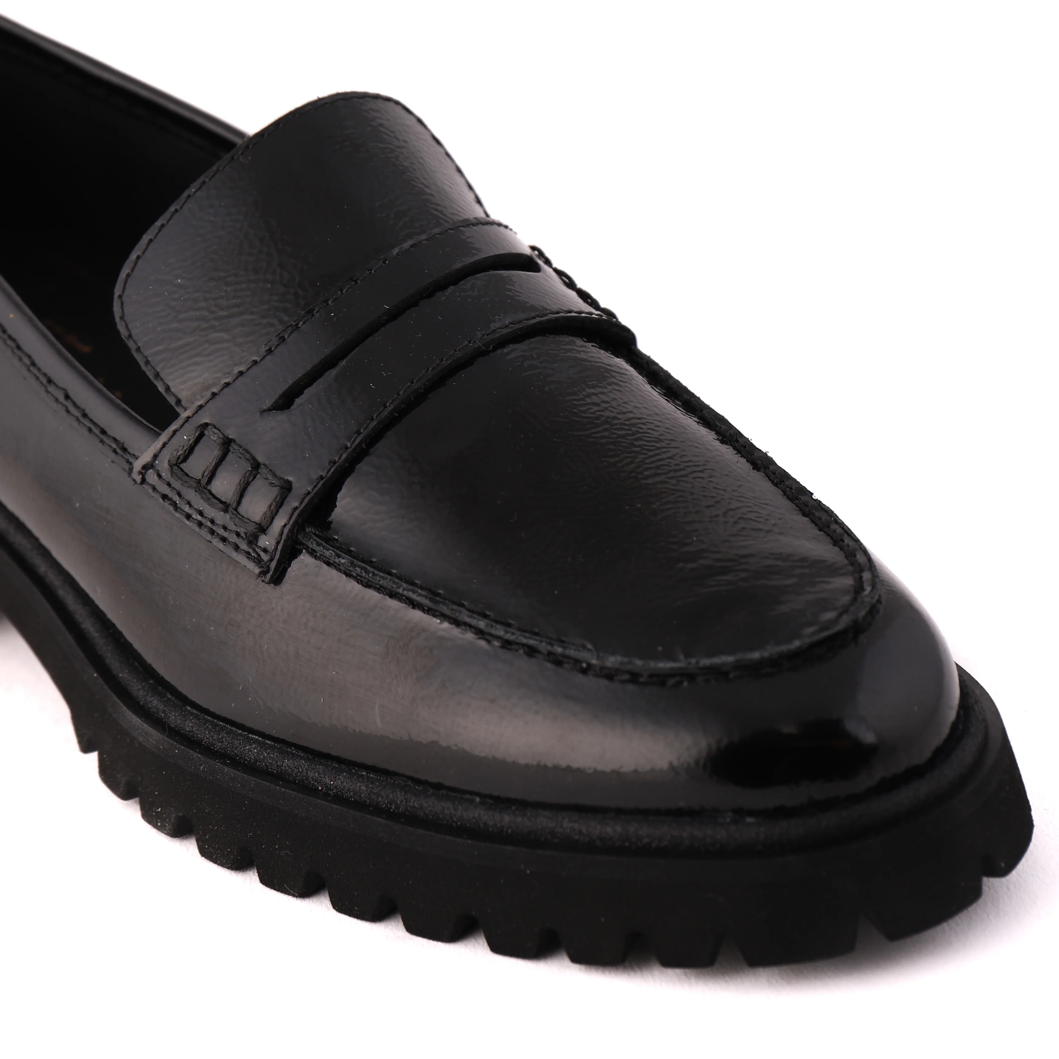 31201 Black Patent - Image 3