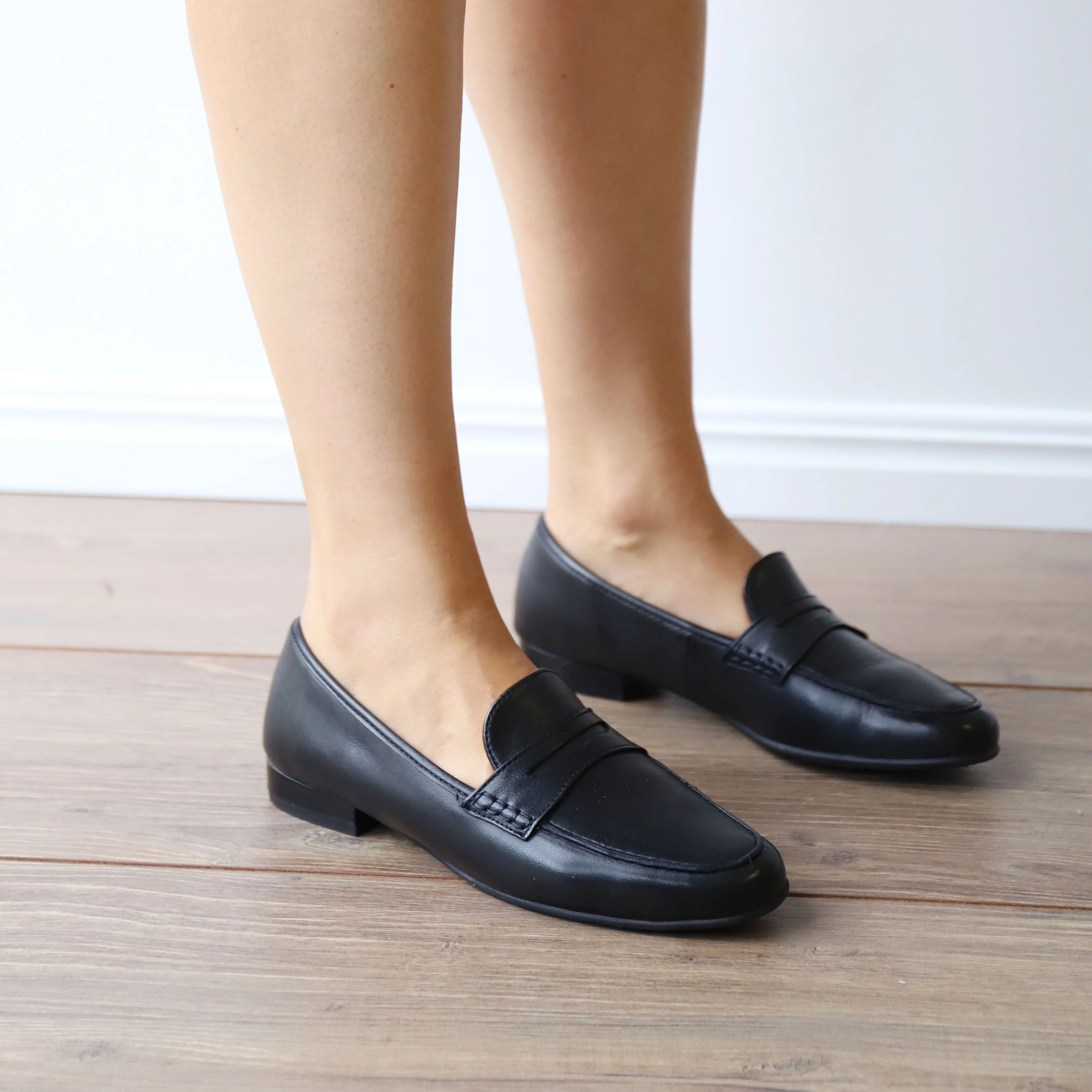 31232 Black - Image 4