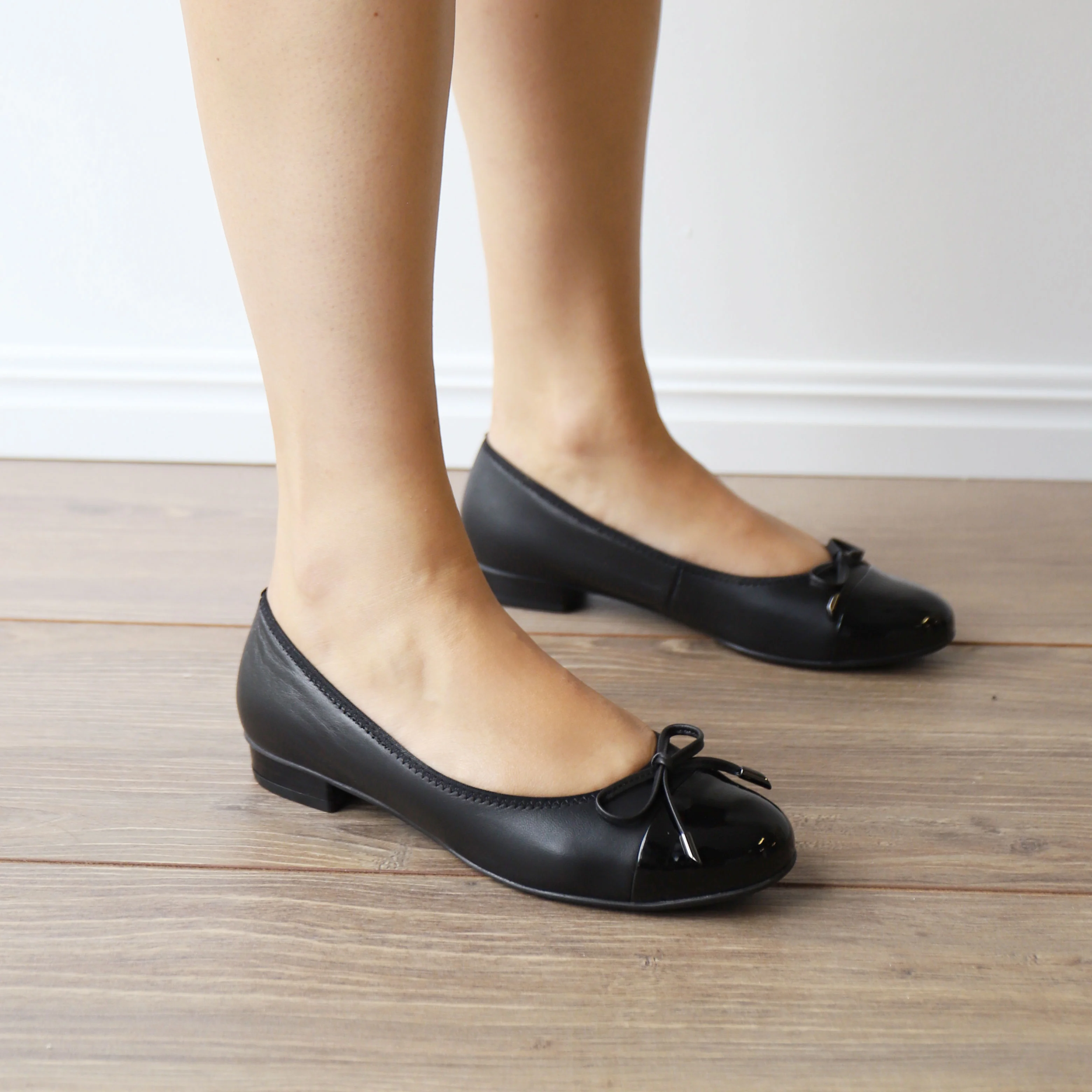 43721 Black - Image 4