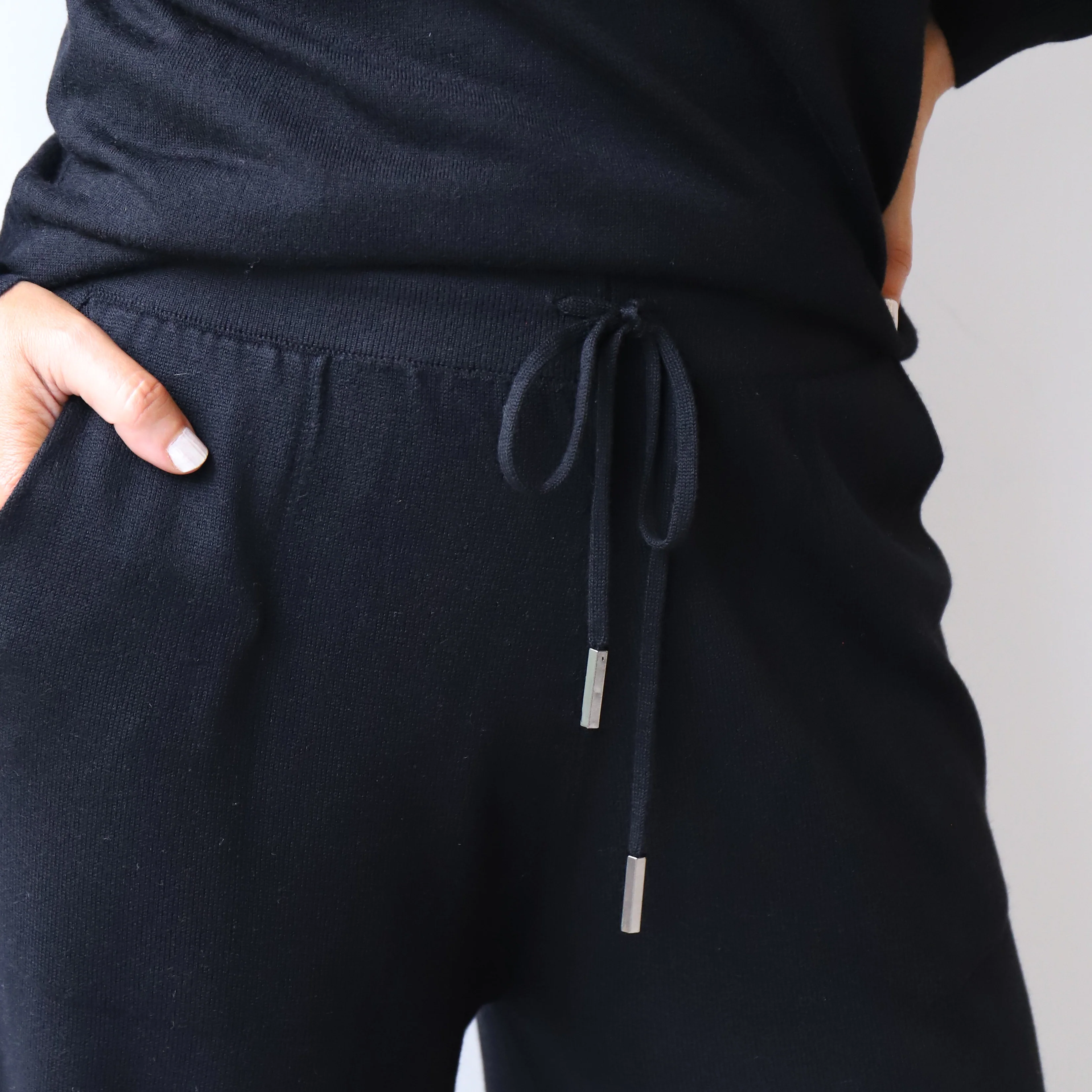 ARABELLA Black - Image 3