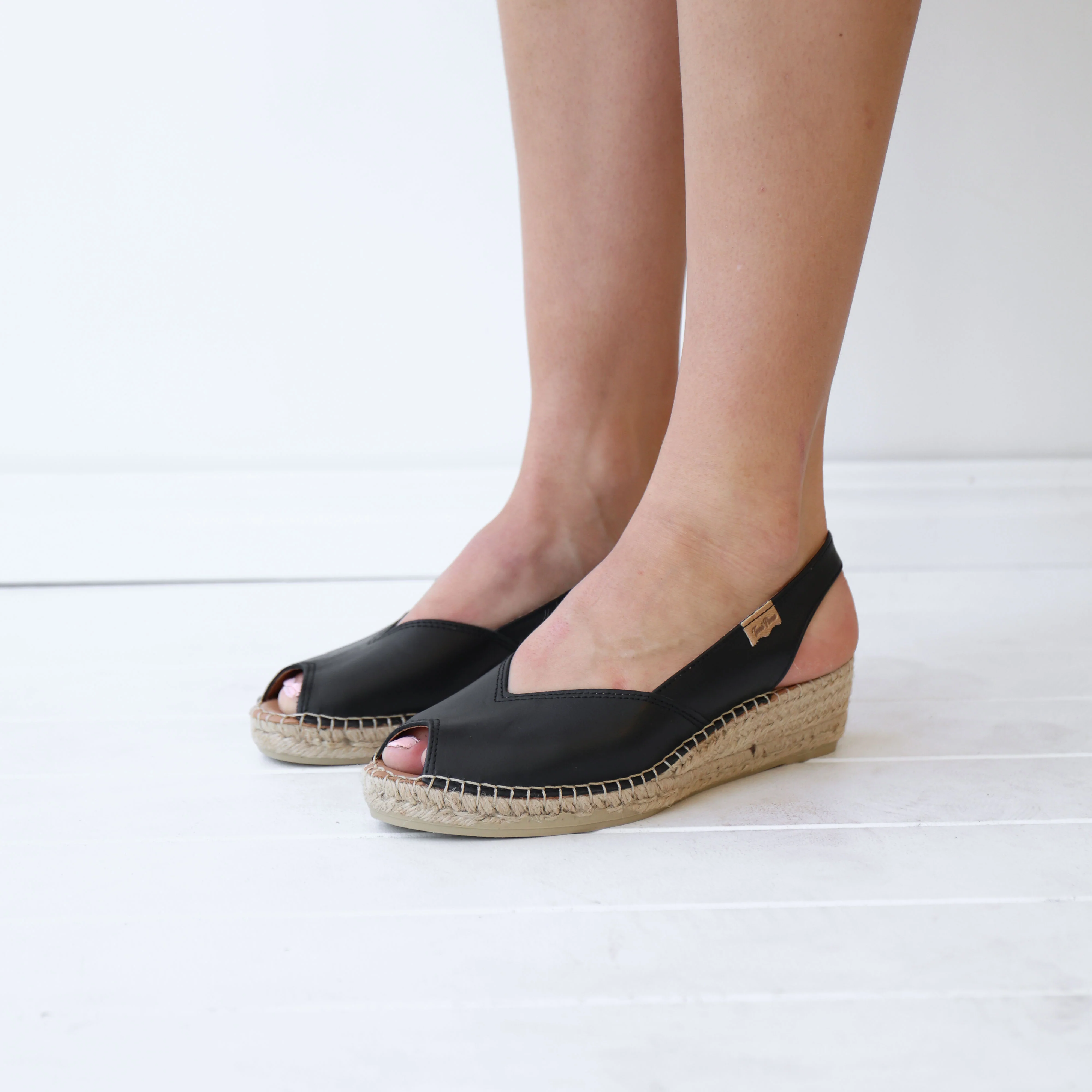 BERNIA Black - Image 2