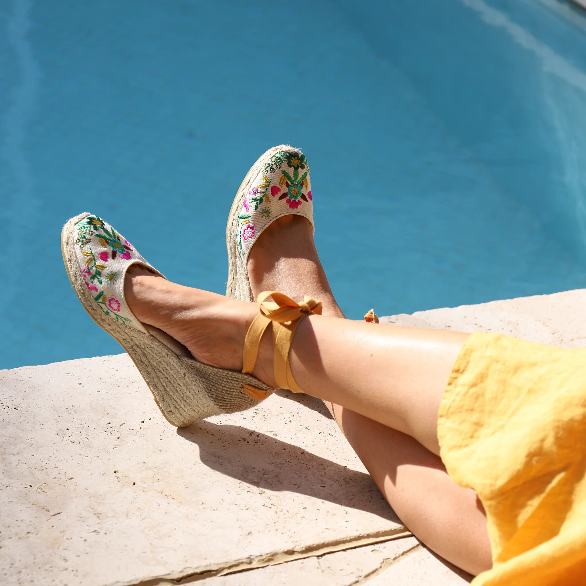CASTELL Floral - Image 5
