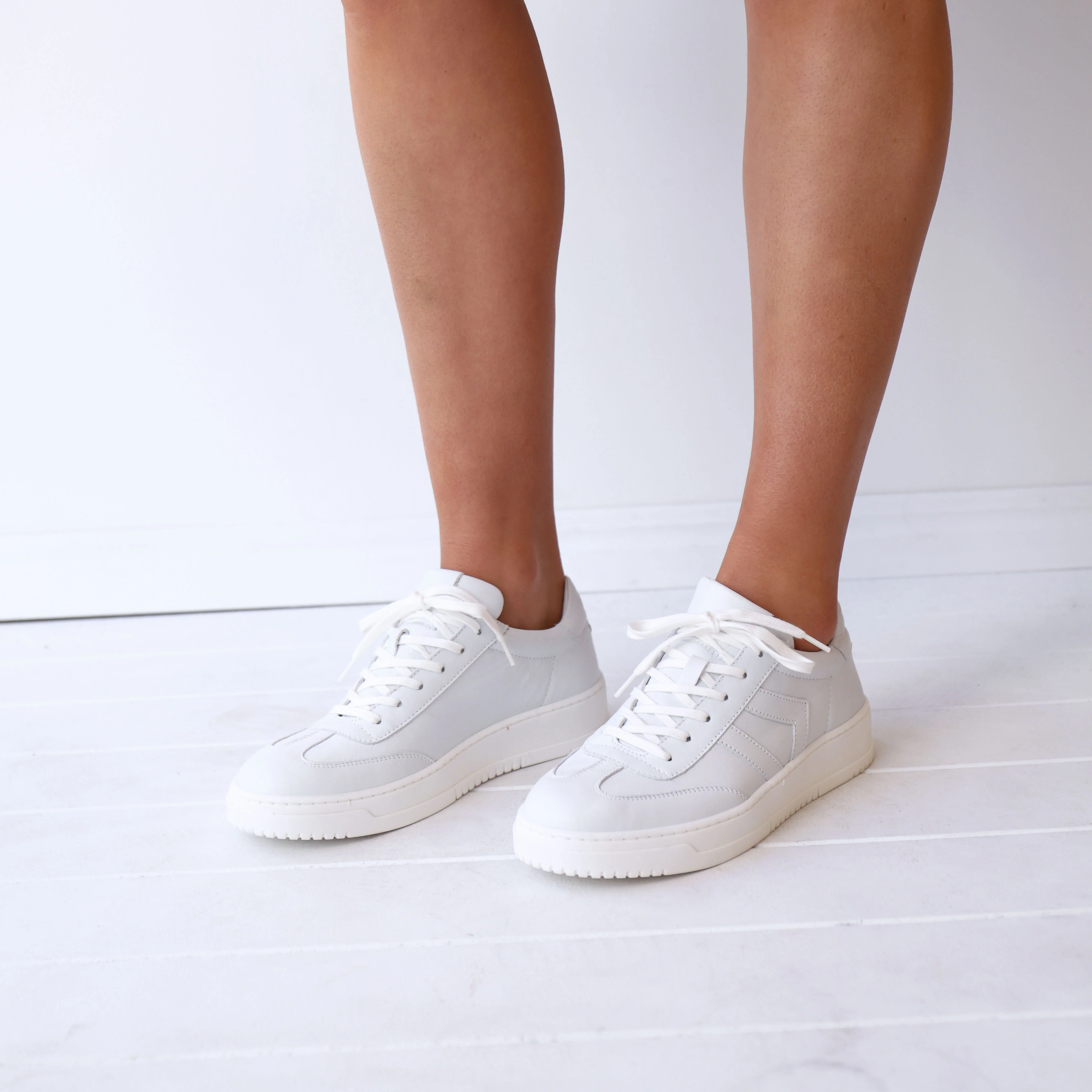 CLEO Ice White - Image 2