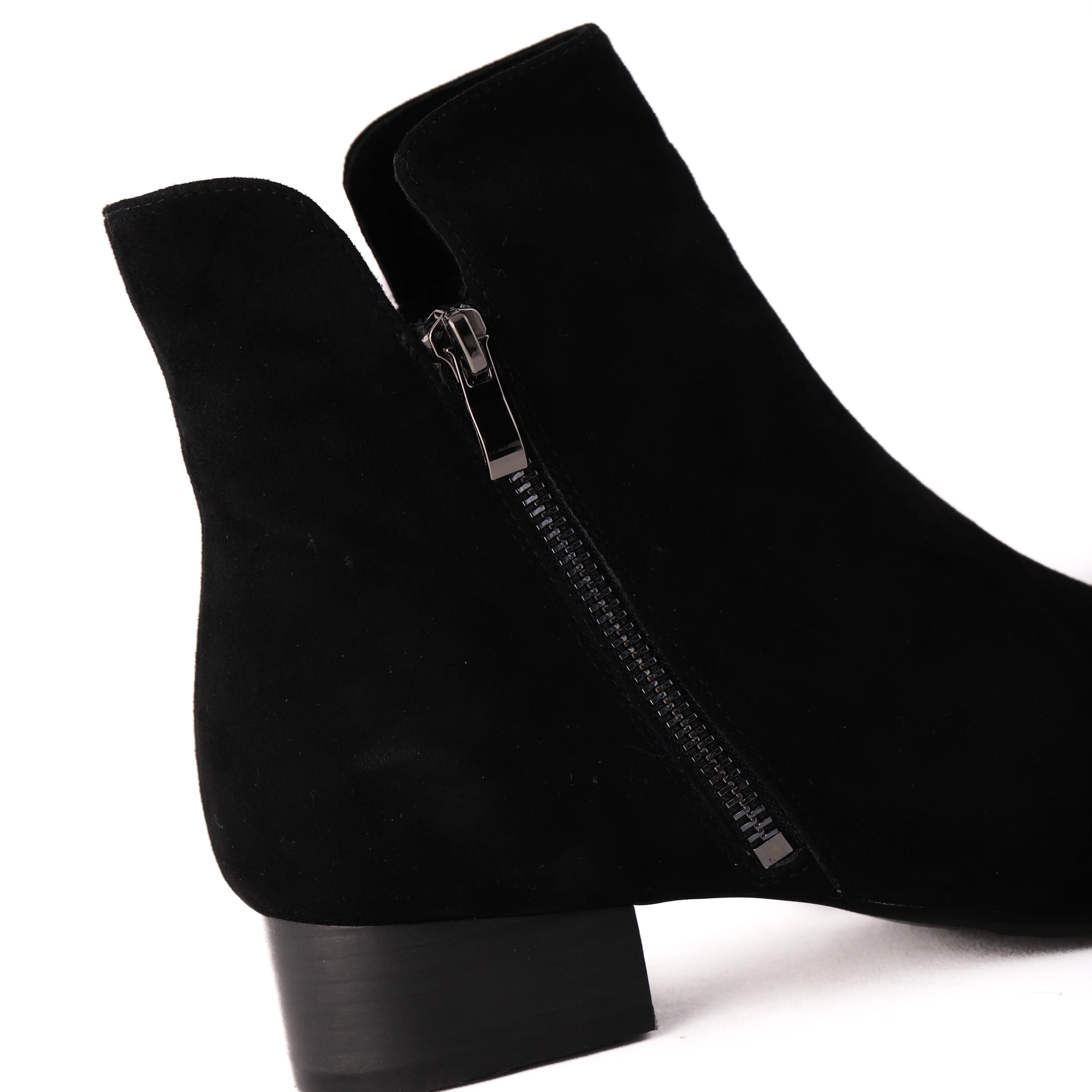 ELLYSE Black Suede - Image 3