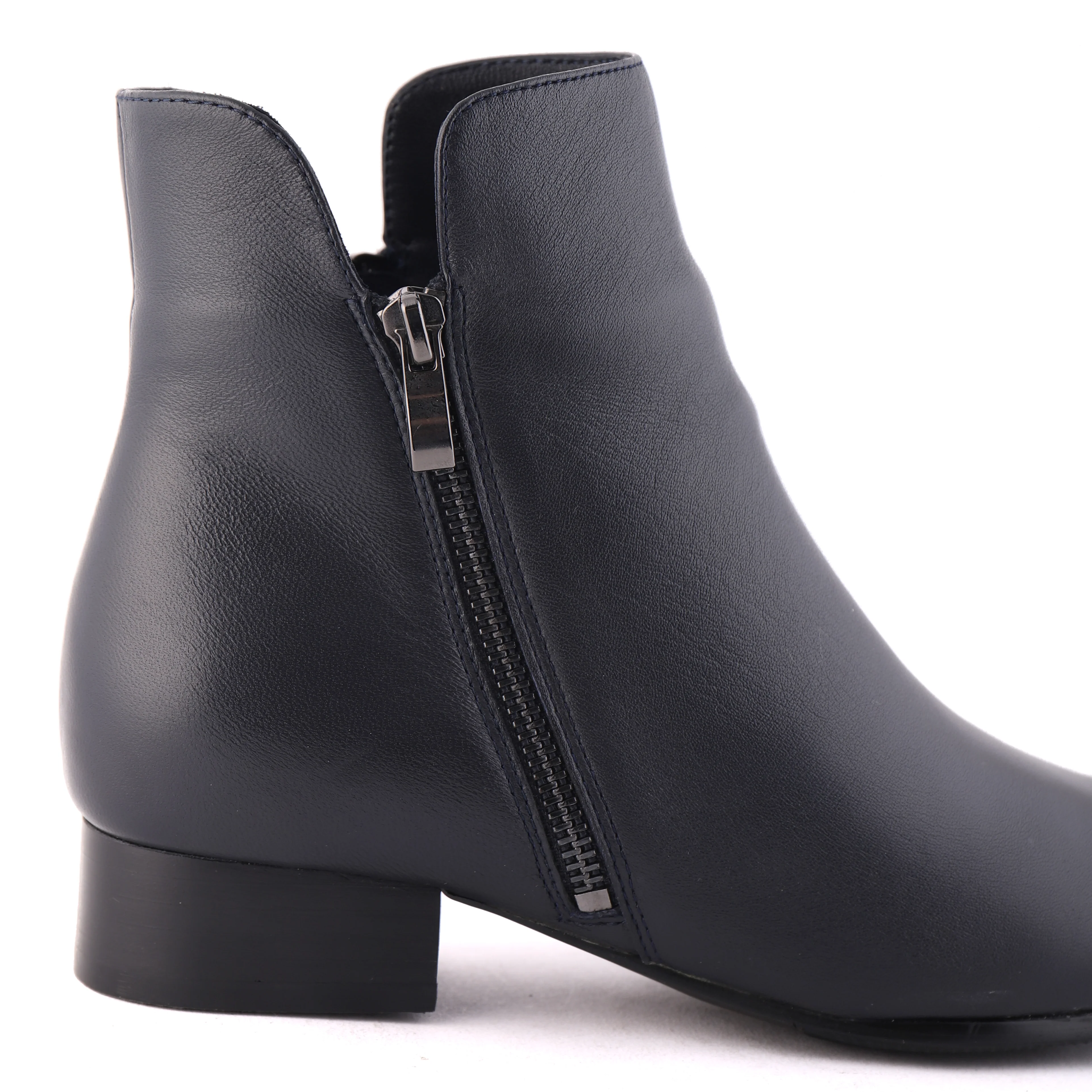 ELLYSE Navy - Image 3