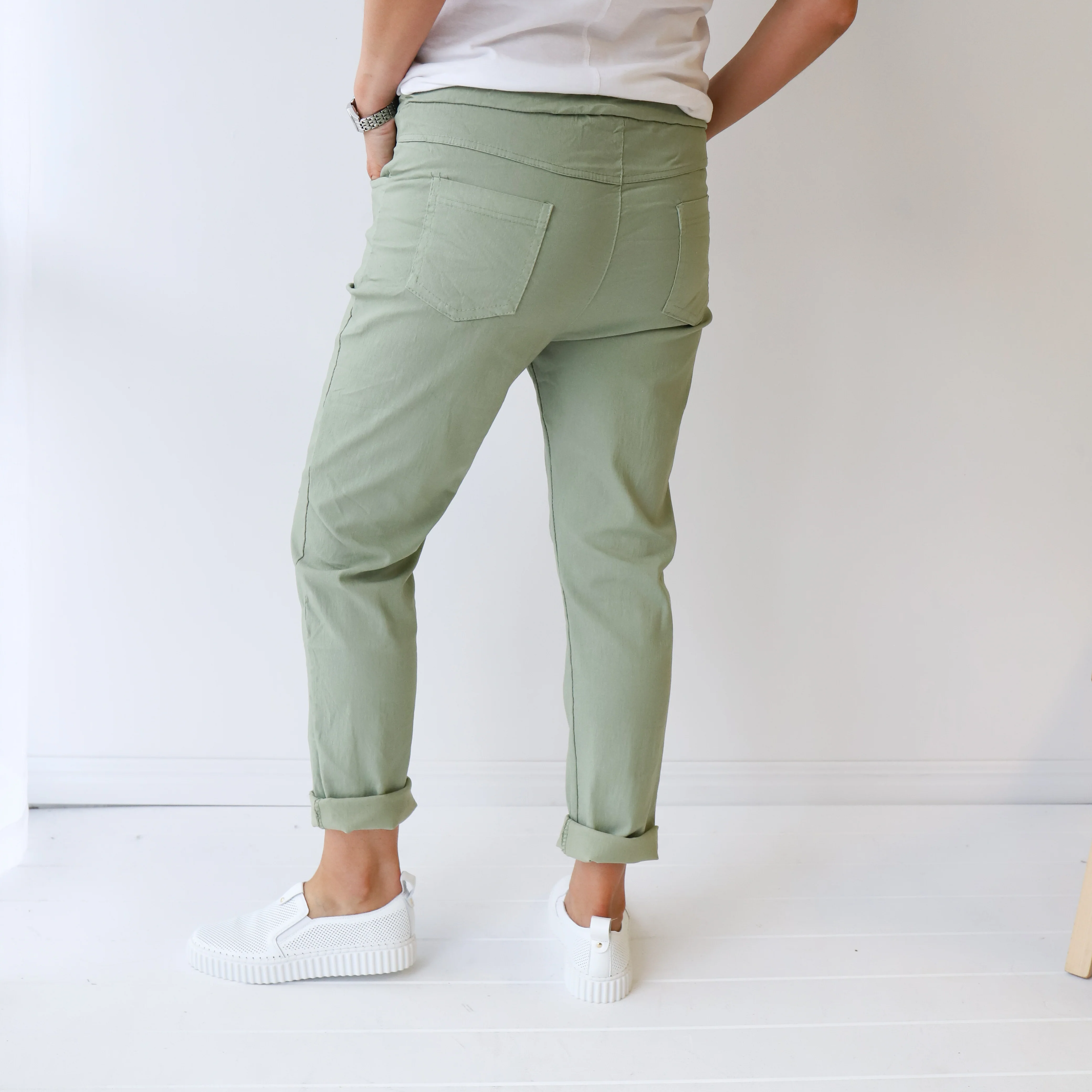 FRED Khaki - Image 2