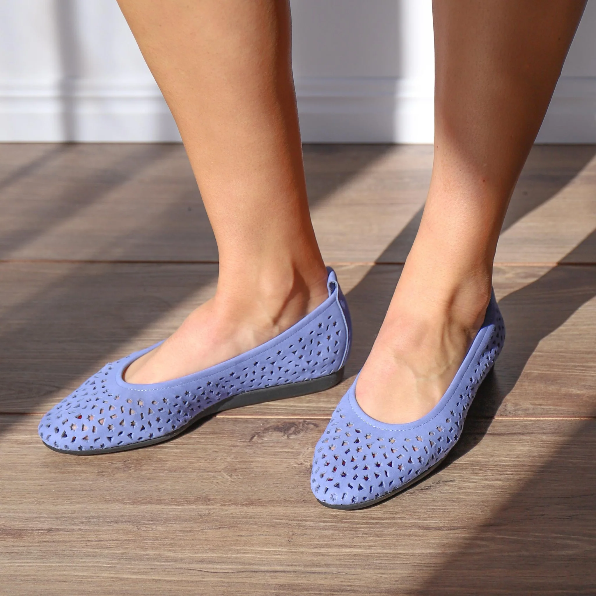 LILY Blue Nubuck - Image 2