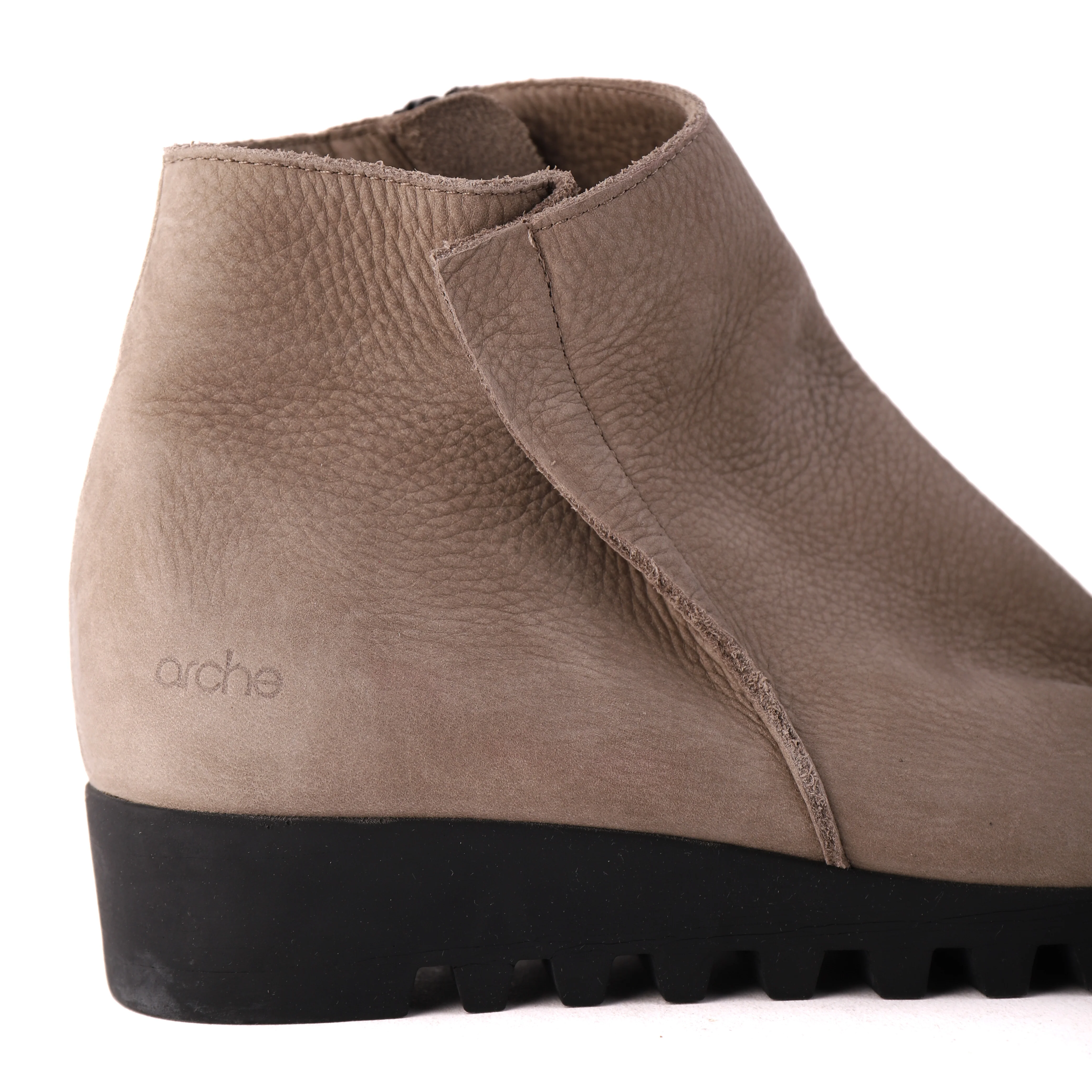 LOMHUS Taupe Nubuck - Image 4
