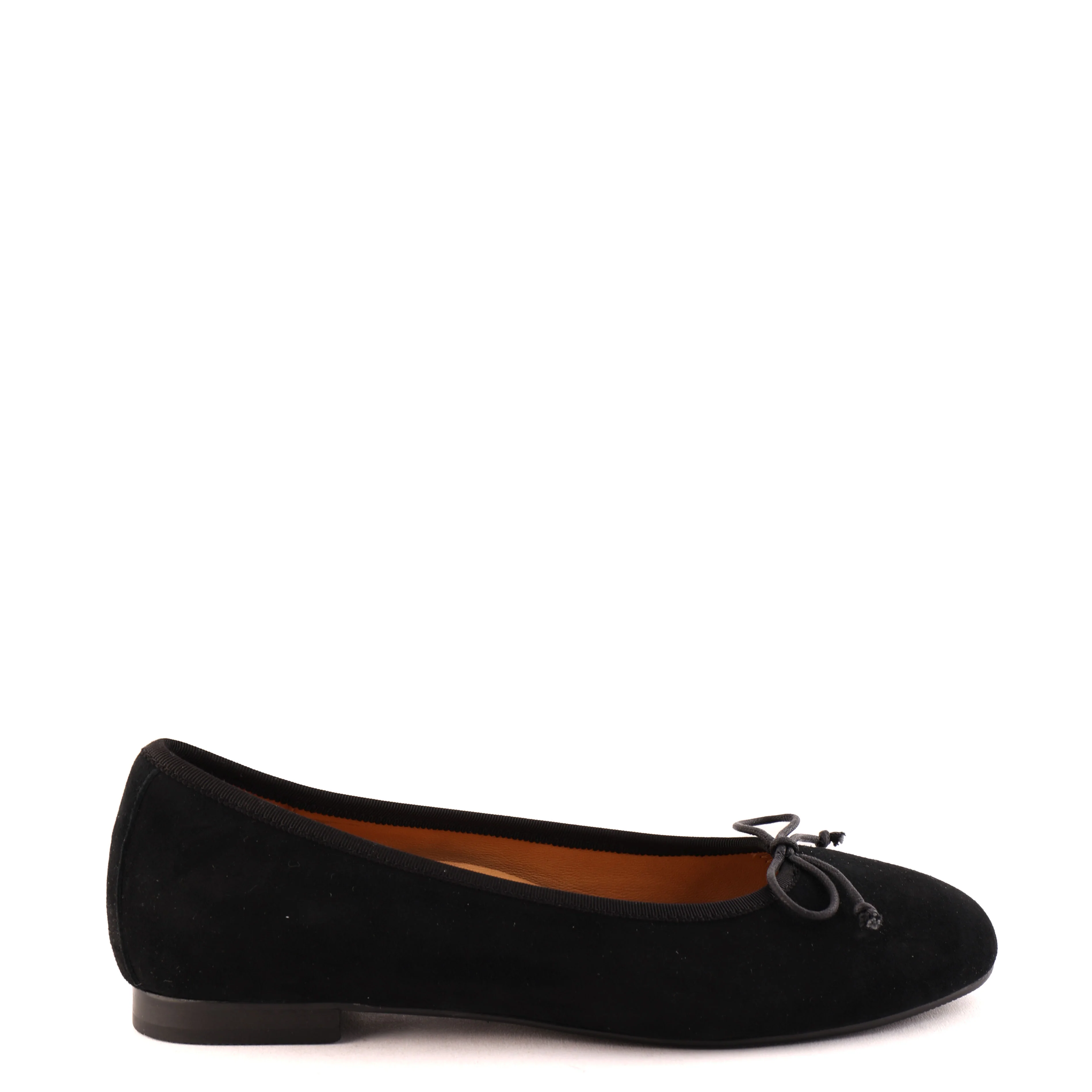 REST Black Suede