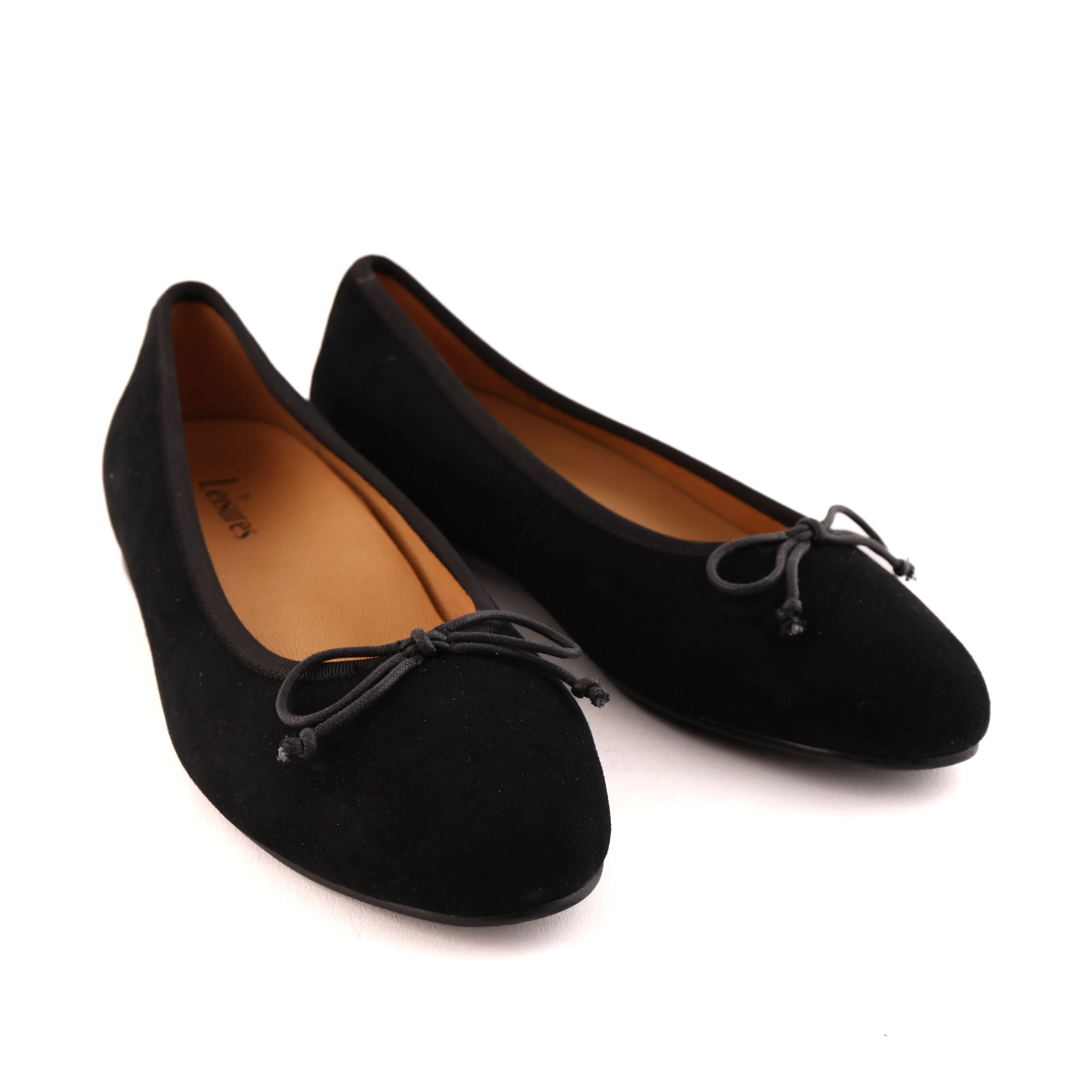 REST Black Suede - Image 3