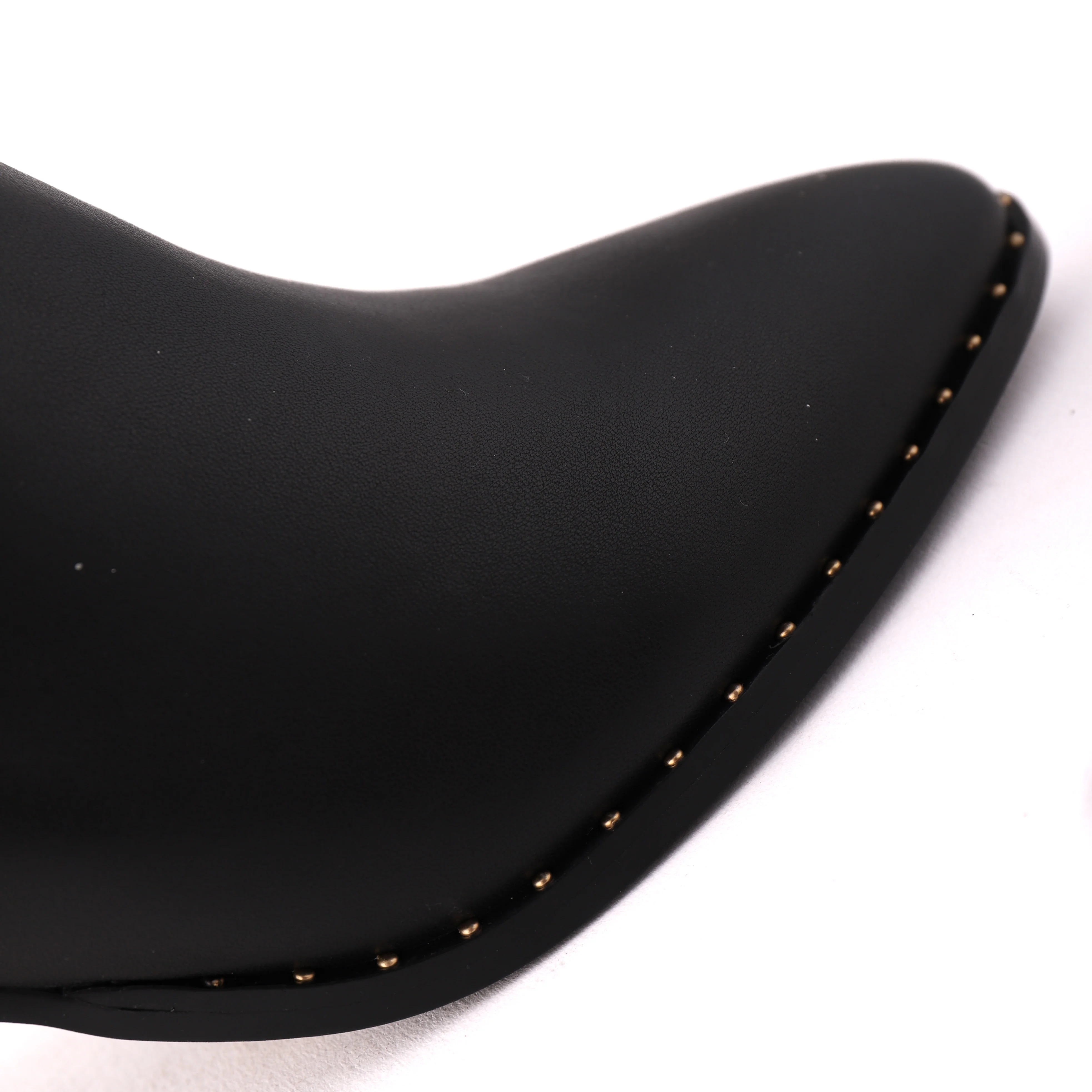 RUBY Black Stud - Image 2
