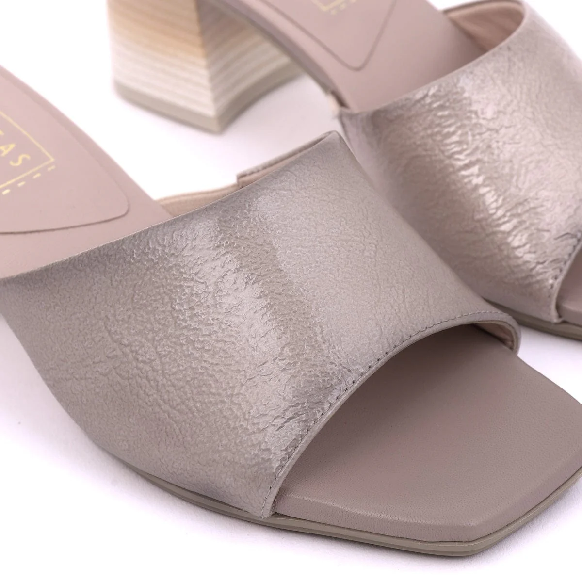 SANTI Light Taupe Patent - Image 6