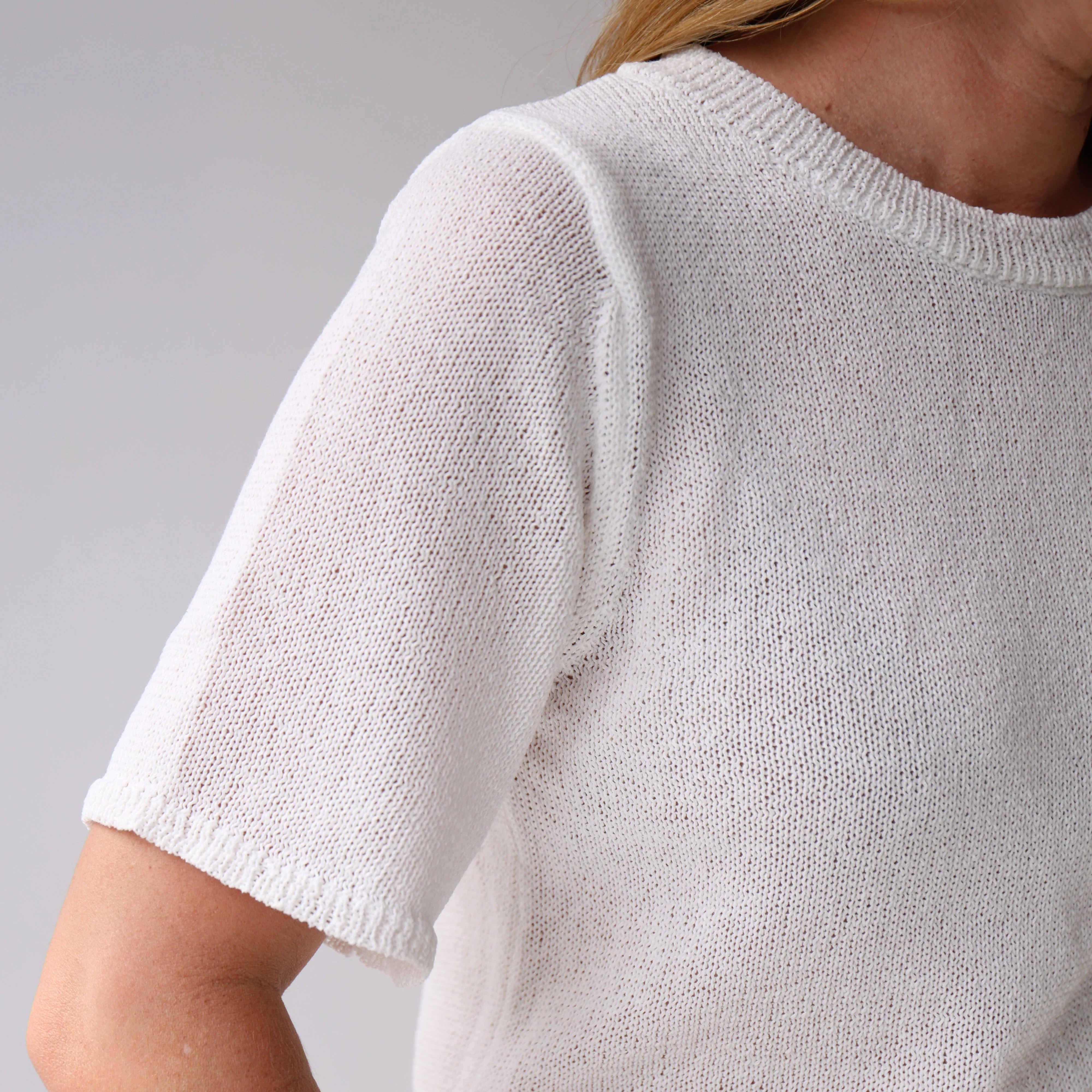 ZEE White - Image 5